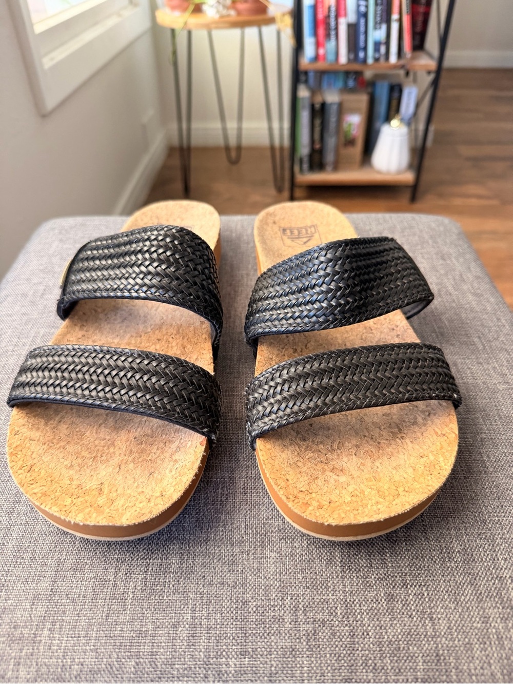 Women’s Reef sandals - Picture 2 of 3